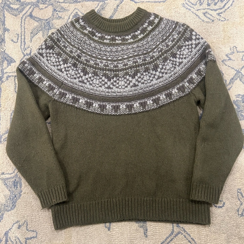 Green treasure & bond sweater in size small